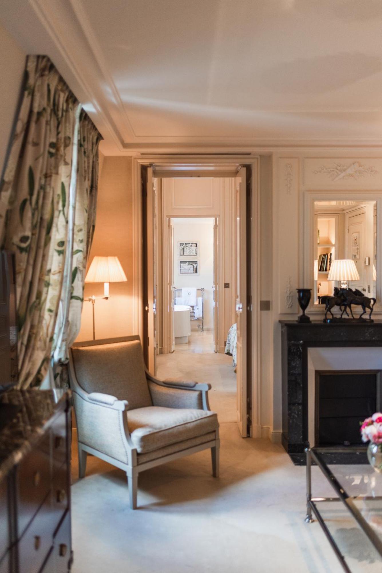 Domaine Les Crayeres Hotel Reims Room photo