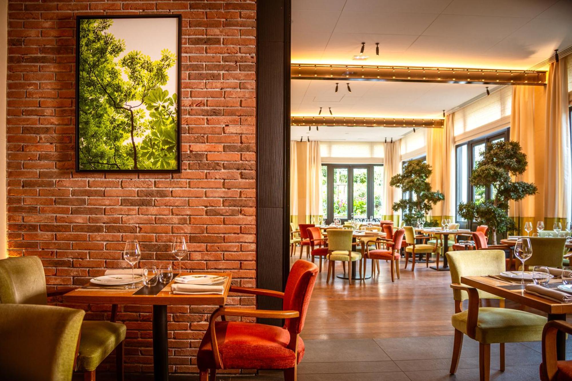 Domaine Les Crayeres Hotel Reims Exterior photo