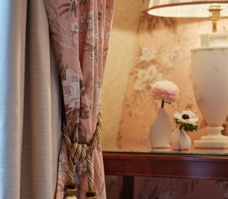 Domaine Les Crayeres Hotel Reims Room photo